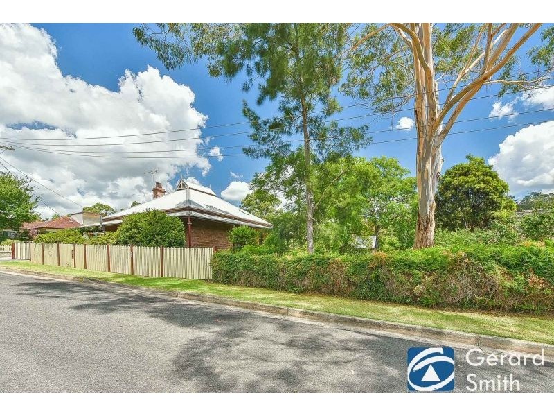 2A Campbell Street, Picton NSW 2571