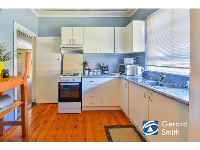 61 Thirlmere Way, Tahmoor NSW 2573