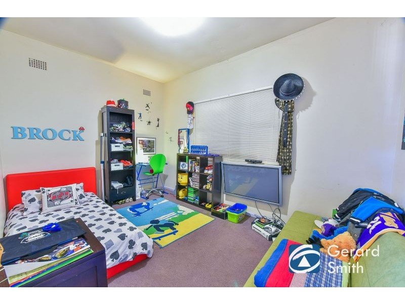 61 Thirlmere Way, Tahmoor NSW 2573