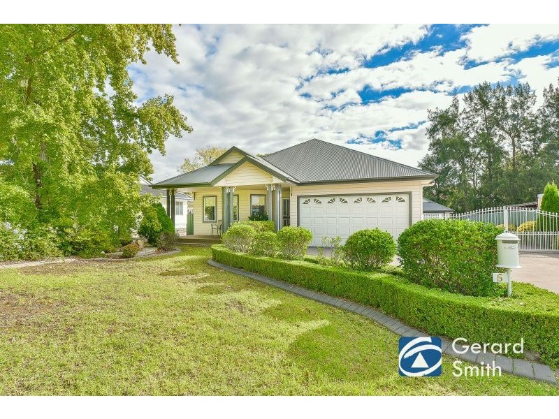 5 Trentham Avenue, Douglas Park NSW 2569