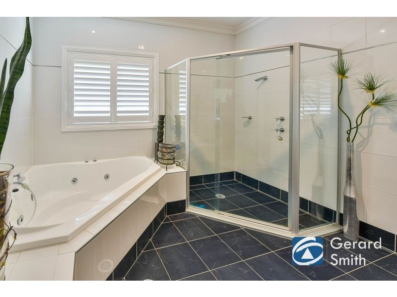 11 The Grange, Picton NSW 2571