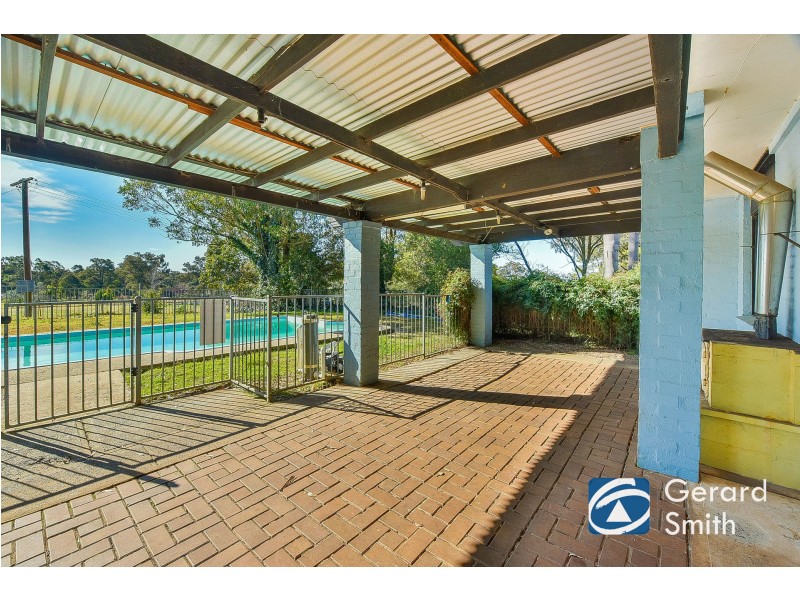 42 Stratford Road, Tahmoor NSW 2573
