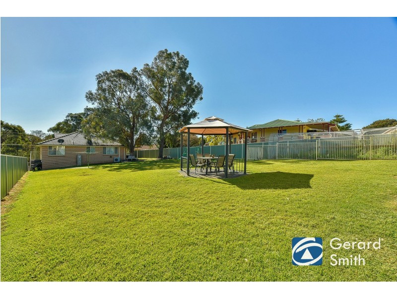 8 Richardson Street, Thirlmere NSW 2572
