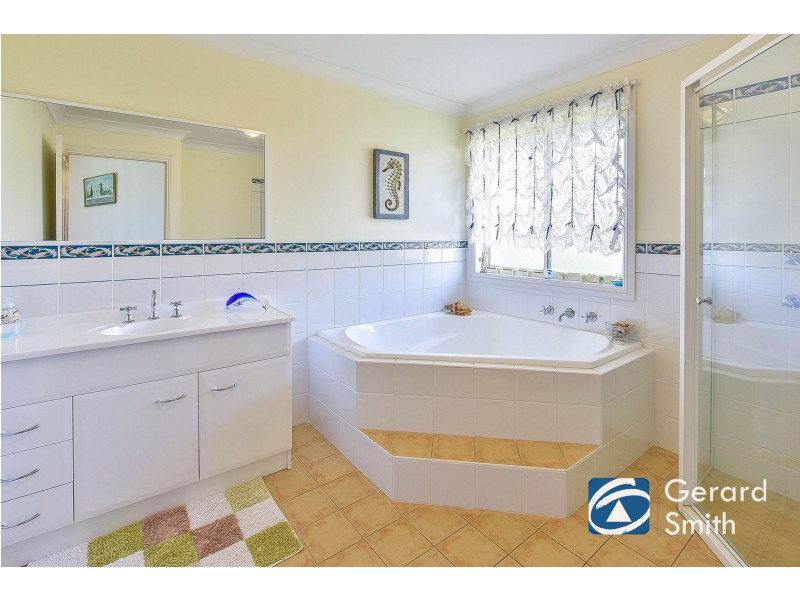 8 Richardson Street, Thirlmere NSW 2572