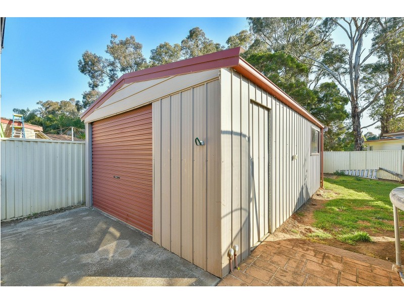 11 Courtland Avenue, Tahmoor NSW 2573