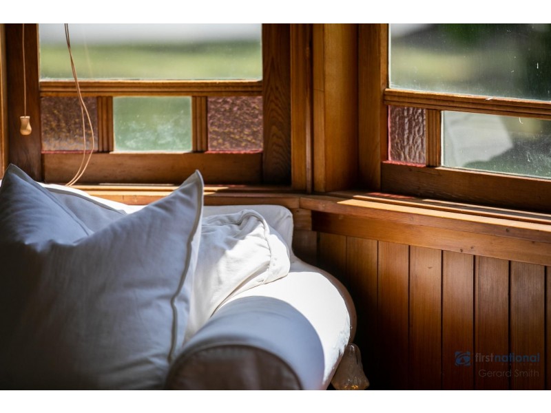 242 Argyle Street, Picton NSW 2571