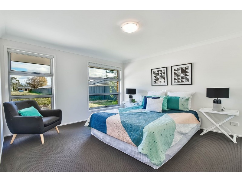 8a Ella Street, Hill Top NSW 2575