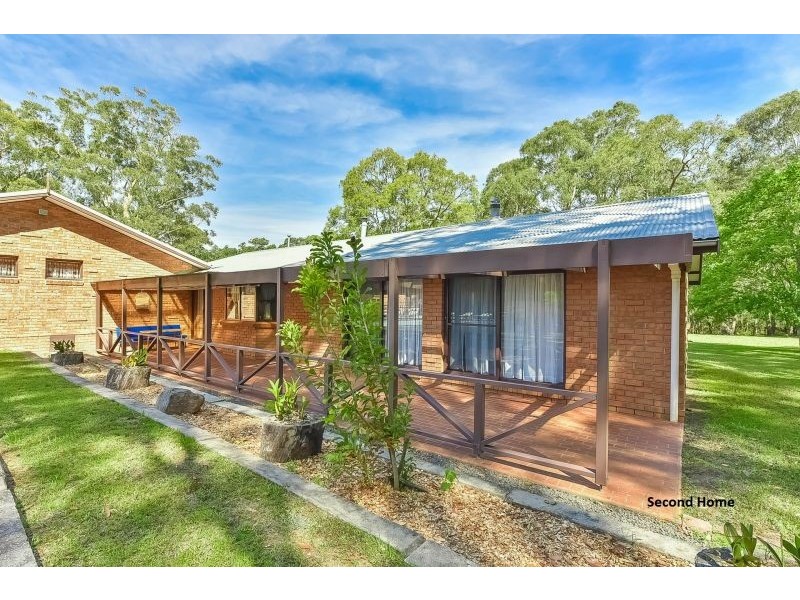 450 The W E Middleton Memorial Drive, Thirlmere NSW 2572