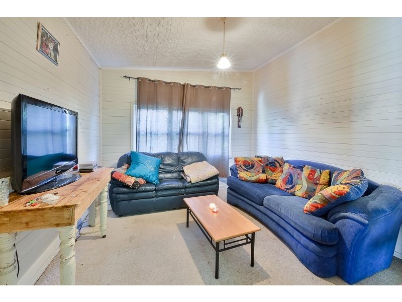 80 Westbourne Avenue, Thirlmere NSW 2572