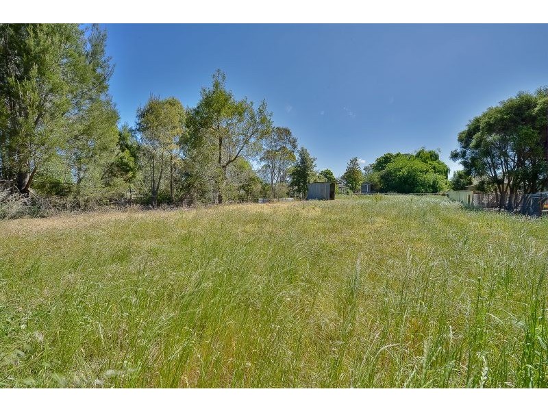 80 Westbourne Avenue, Thirlmere NSW 2572