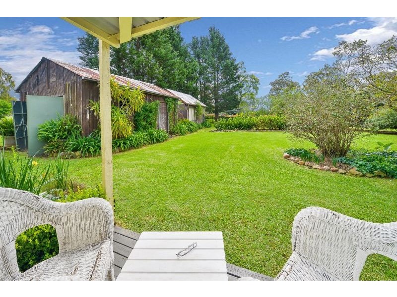 25 Nixon Road, Thirlmere NSW 2572