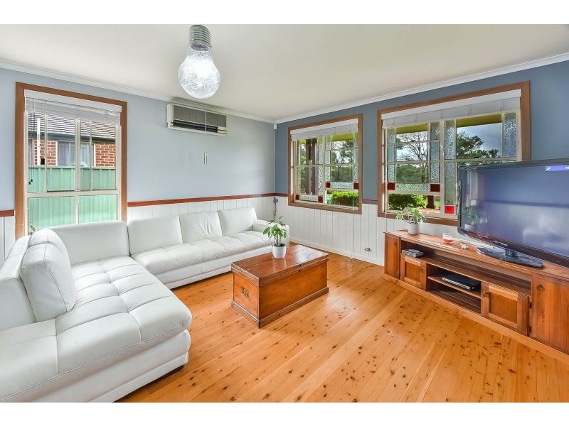 24 Mason Street, Thirlmere NSW 2572