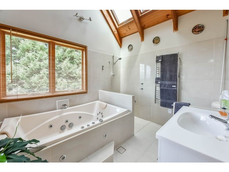 2330 Remembrance Drive, Picton NSW 2571