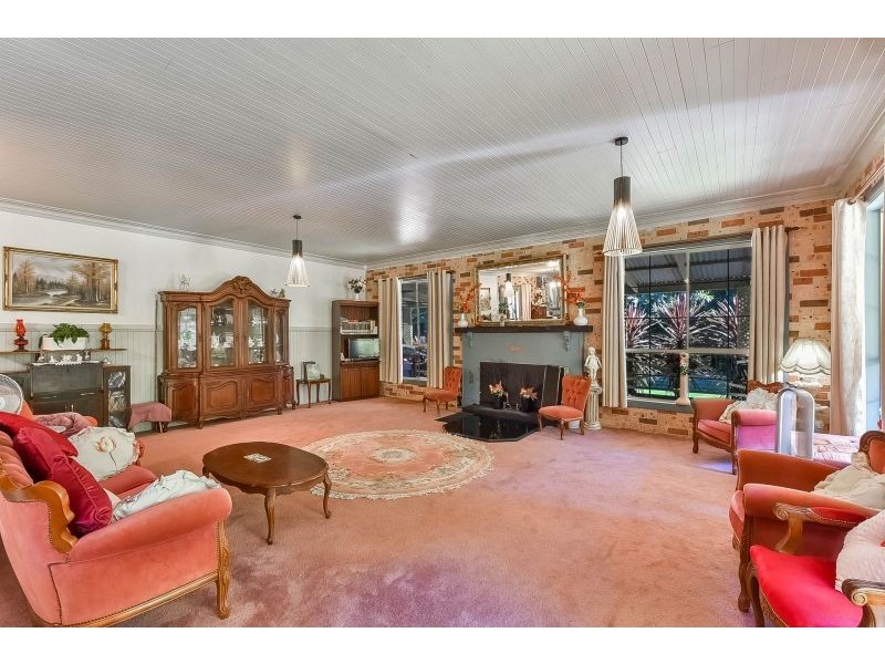 2 Eridge Park Road, Burradoo NSW 2576