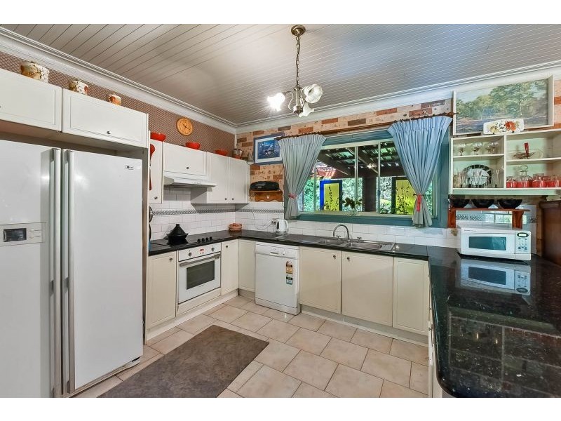 2 Eridge Park Road, Burradoo NSW 2576