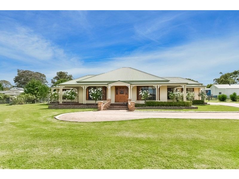 4 Whistler Close, Buxton NSW 2571