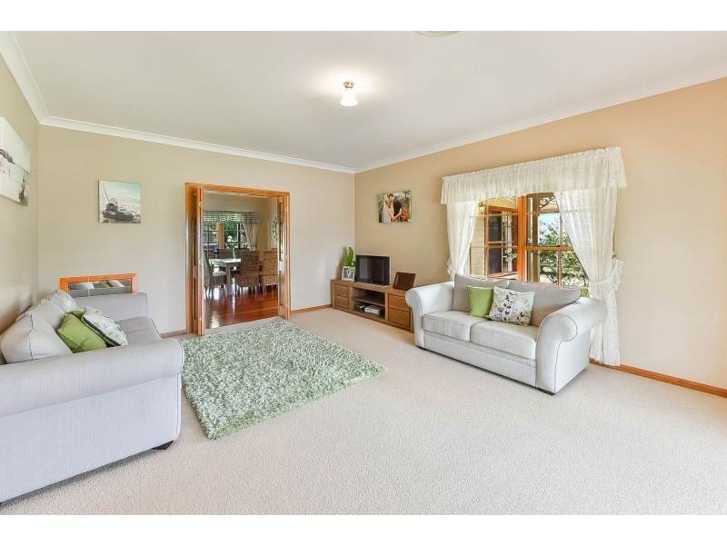 4 Whistler Close, Buxton NSW 2571