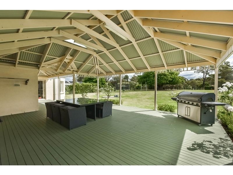 4 Whistler Close, Buxton NSW 2571