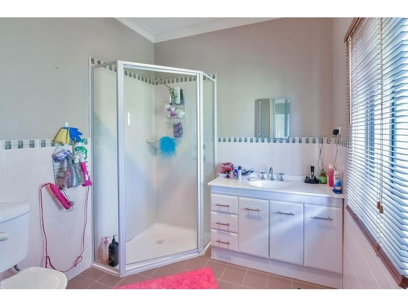 85 Remembrance Drive, Tahmoor NSW 2573