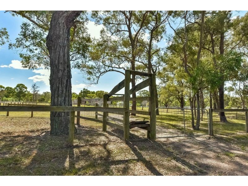 170 Nattai Street, Thirlmere NSW 2572