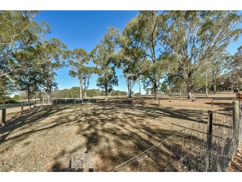 80 River Road, Tahmoor NSW 2573
