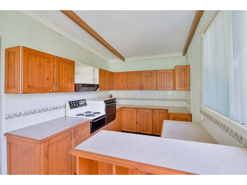 55 Oaks Street, Thirlmere NSW 2572
