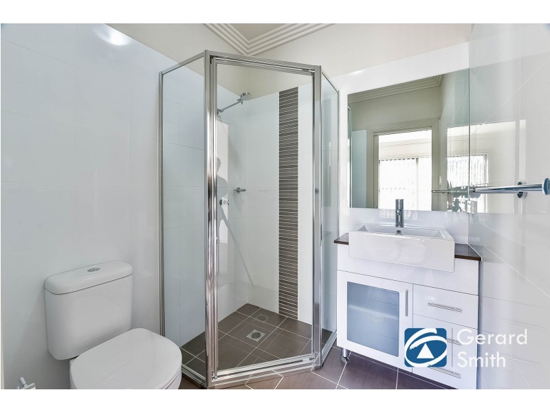 17/111 Menangle Street, Picton NSW 2571