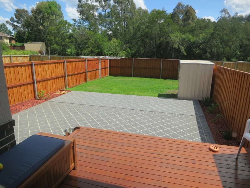 17/111 Menangle Street, Picton NSW 2571