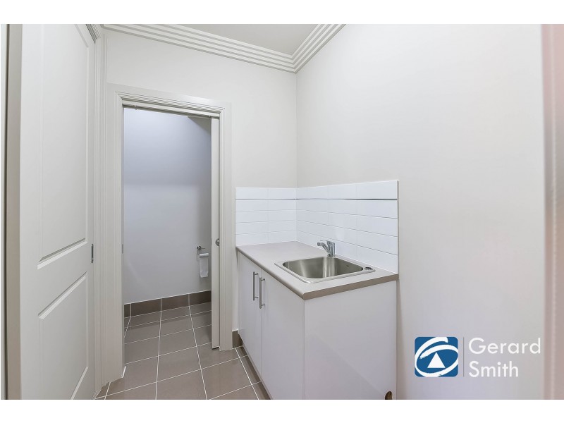 17/111 Menangle Street, Picton NSW 2571