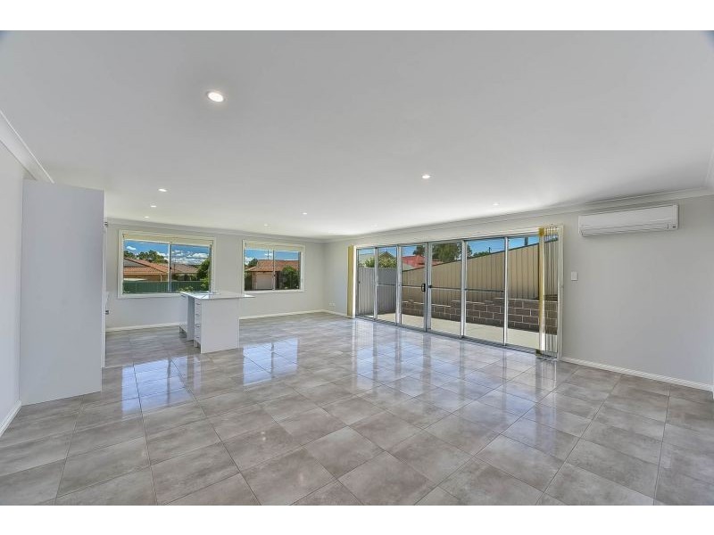 26 Abelia Street, Tahmoor NSW 2573