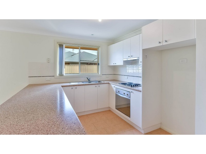 17 Ayrshire Gardens, Picton NSW 2571