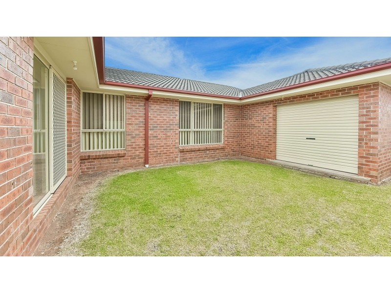 17 Ayrshire Gardens, Picton NSW 2571