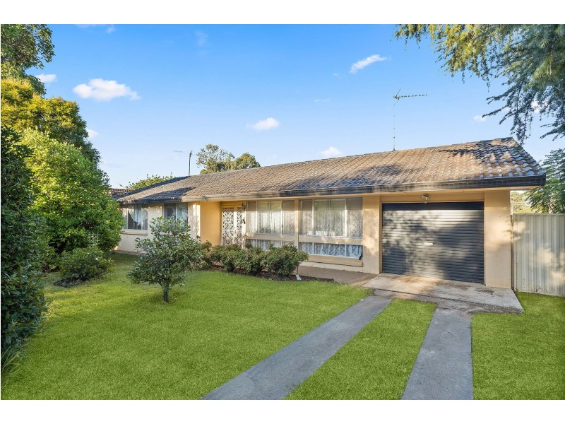 26 Castlereagh Street, Tahmoor NSW 2573