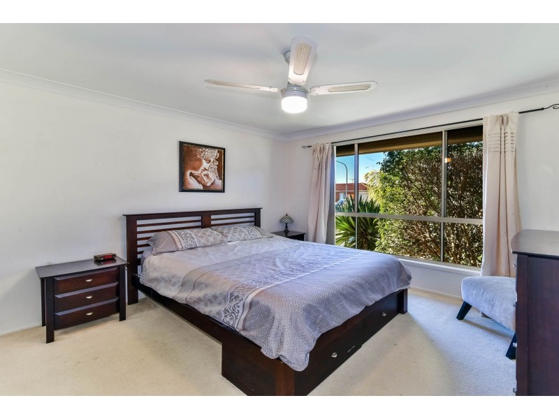 27 Lysander Avenue, Rosemeadow NSW 2560