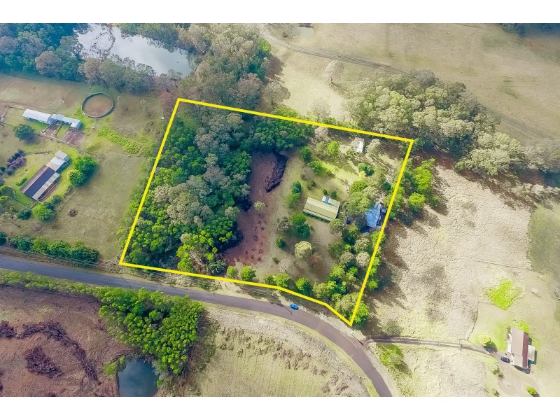 42 Greenacre Drive, Tahmoor NSW 2573
