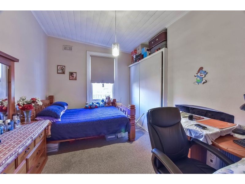 27 Oaks Street, Thirlmere NSW 2572