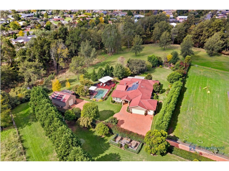 13 Davies Place, Picton NSW 2571