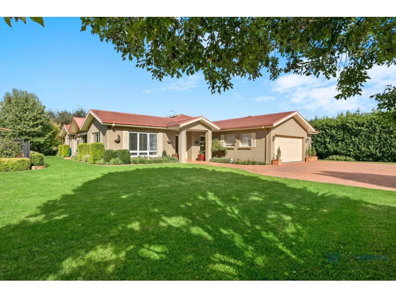 13 Davies Place, Picton NSW 2571