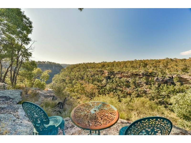 155 Lyrebird Road, Pheasants Nest NSW 2574