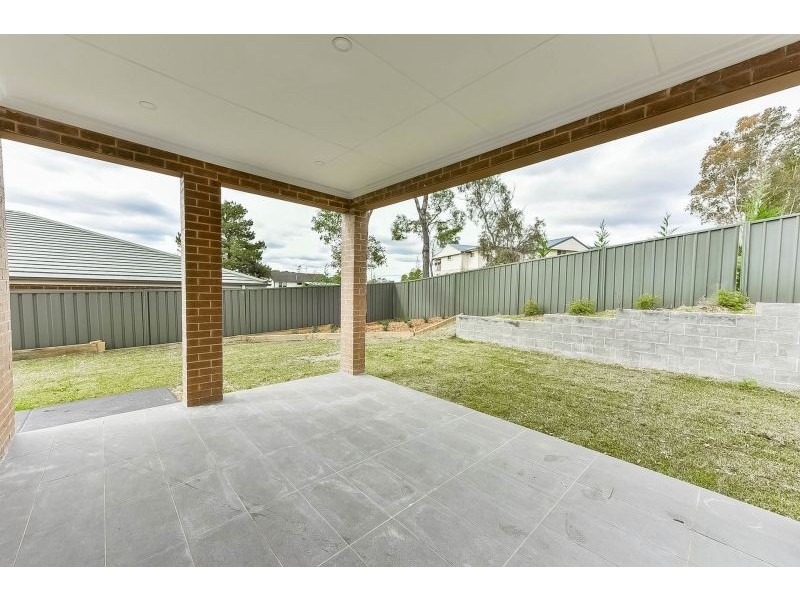 48 Remembrance Drive, Tahmoor NSW 2573