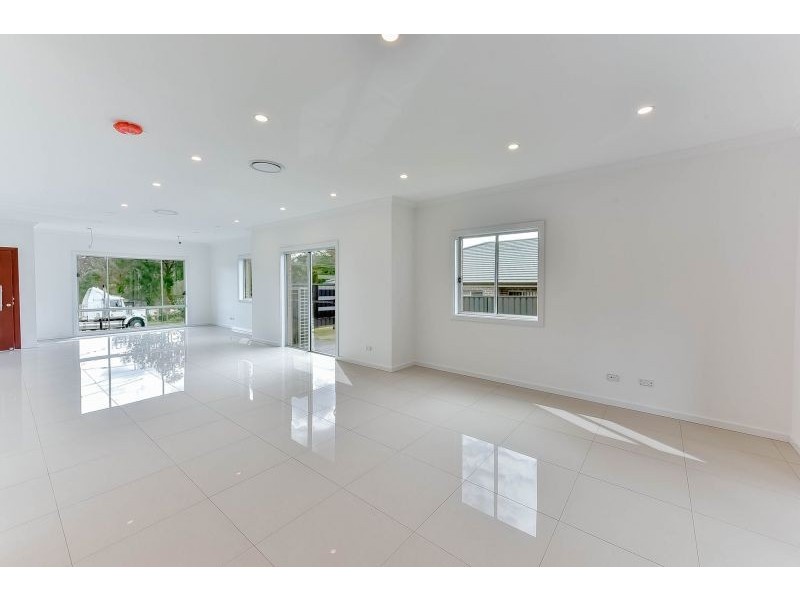 48 Remembrance Drive, Tahmoor NSW 2573