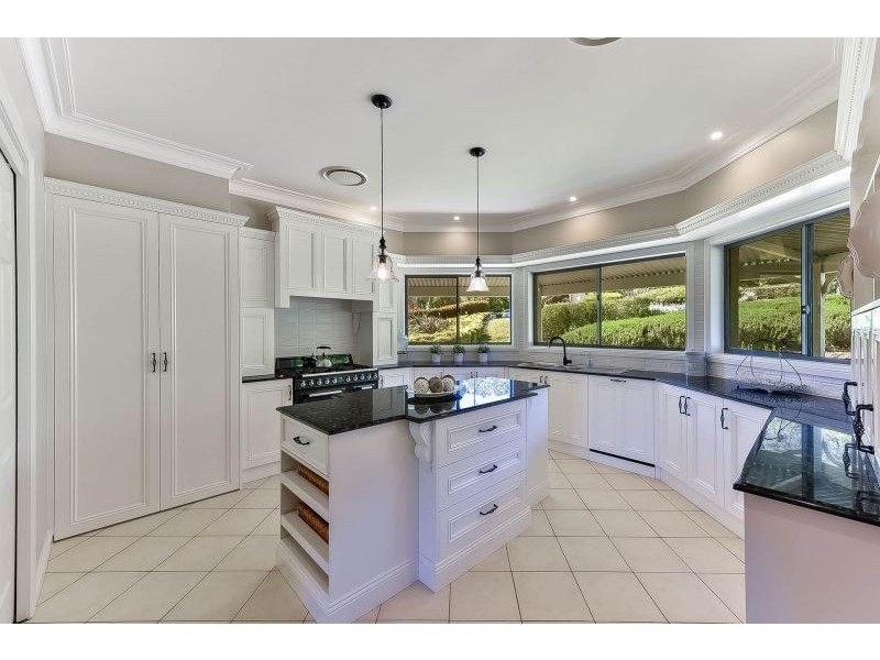 21 The Ironbarks, Picton NSW 2571