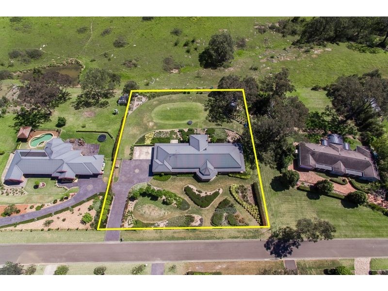 21 The Ironbarks, Picton NSW 2571