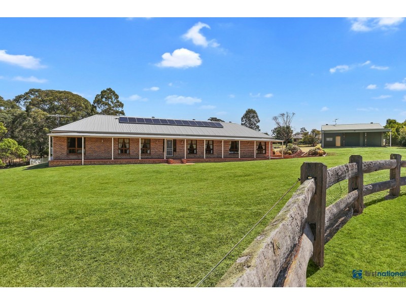 4 Dunroman Lane, Buxton NSW 2571
