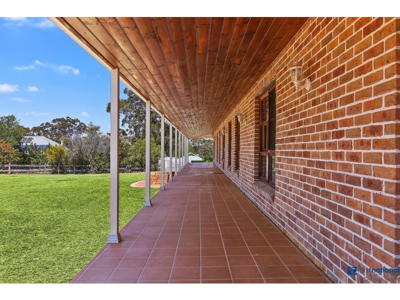 4 Dunroman Lane, Buxton NSW 2571