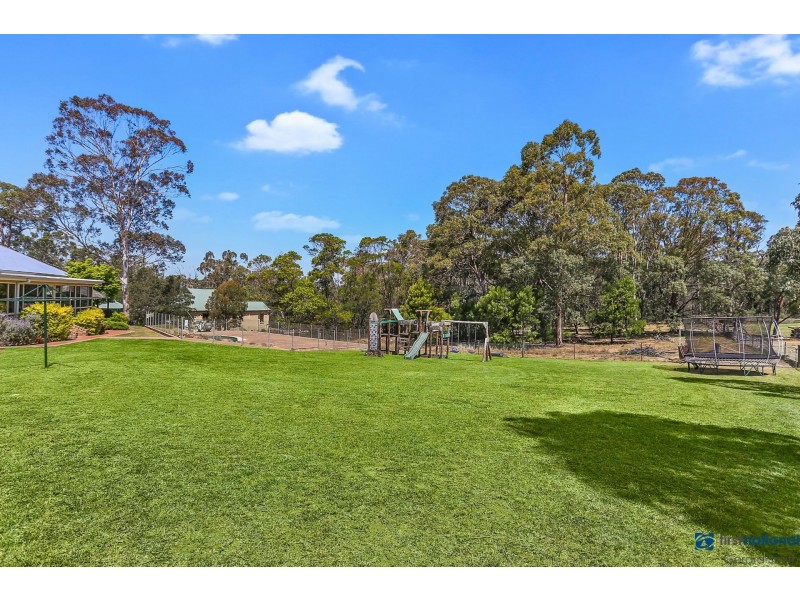 4 Dunroman Lane, Buxton NSW 2571