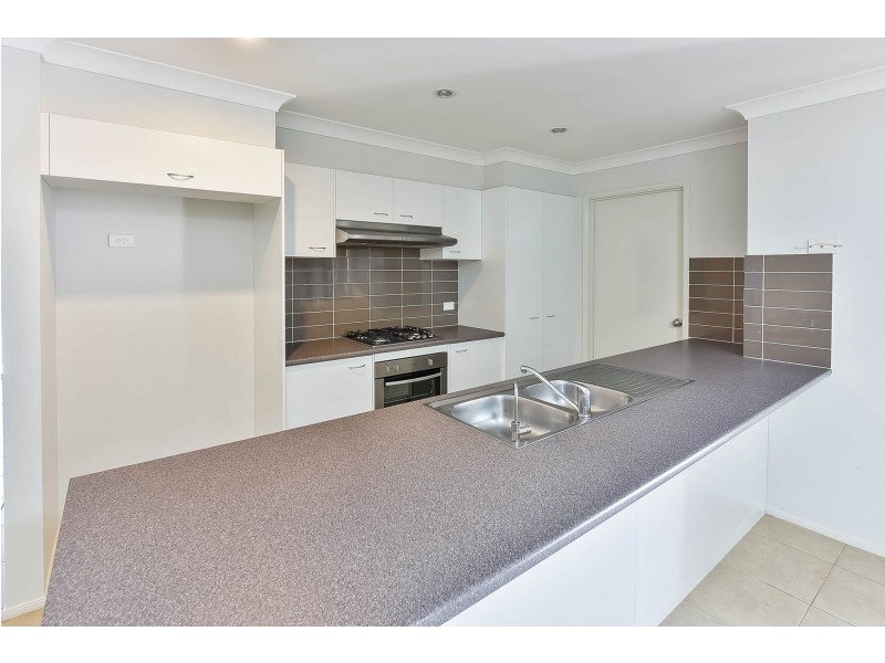 24 Agostini Circuit, Oran Park NSW 2570