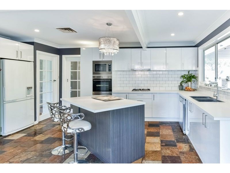 43 Lumsdaine Street, Picton NSW 2571