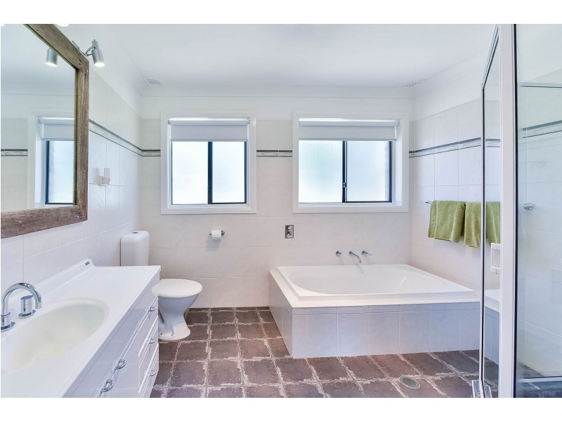 11 Swaine Drive, Wilton NSW 2571