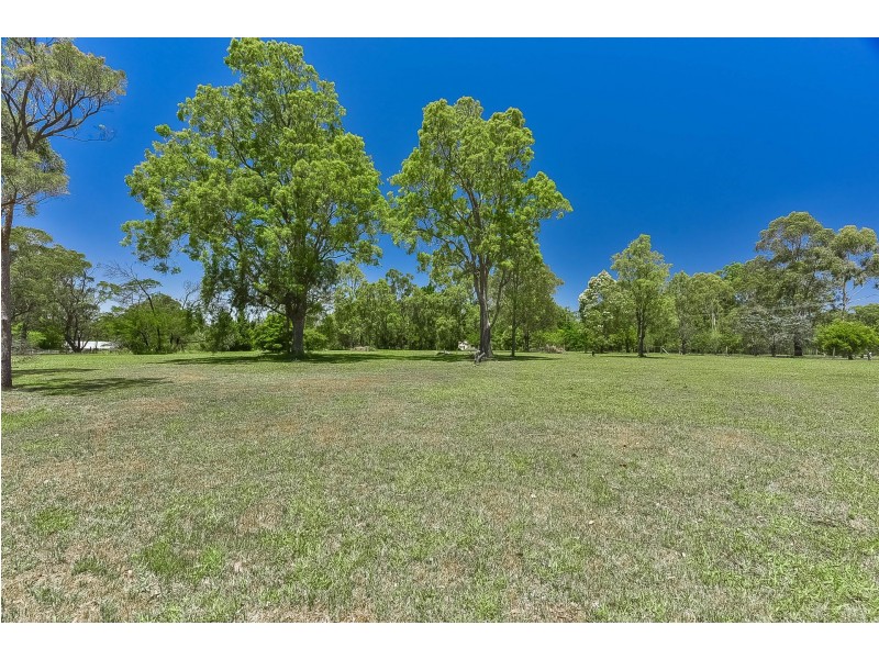90 Shelleys Lane, Thirlmere NSW 2572